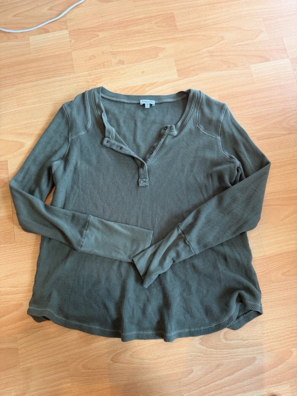 dark green long sleeve henley XS Splendid Army Green Long Sleeve